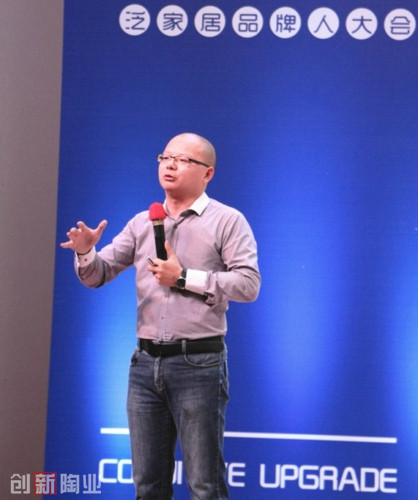 臥龍咨詢創(chuàng)始人、知名品牌運營管理咨詢專家彭勝斌3_副本.jpg